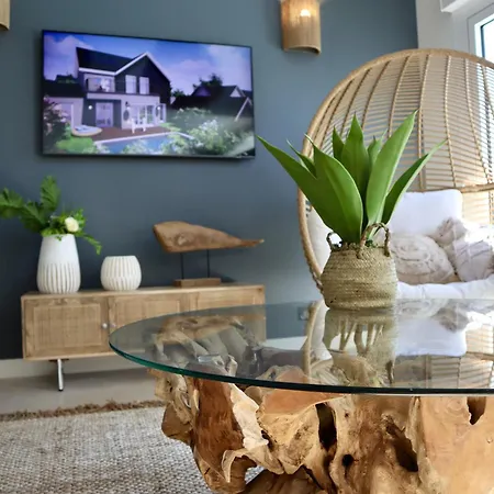 Prestige N5 - Piscine - 10 Personnes *