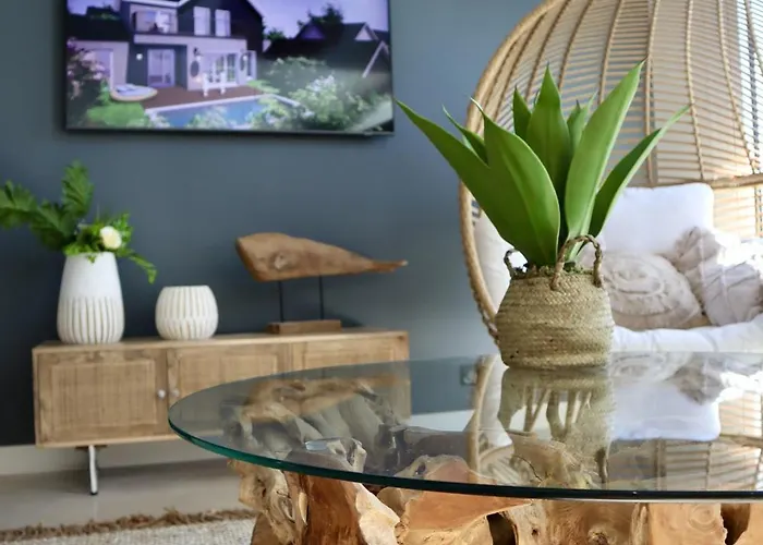 Prestige N5 - Piscine - 10 Personnes *